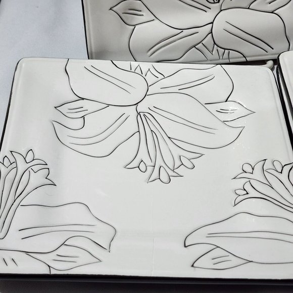 Laurie Gates Antilles White Square Salad  Plates 7" set of 4 flowered dessert - Picture 5 of 11